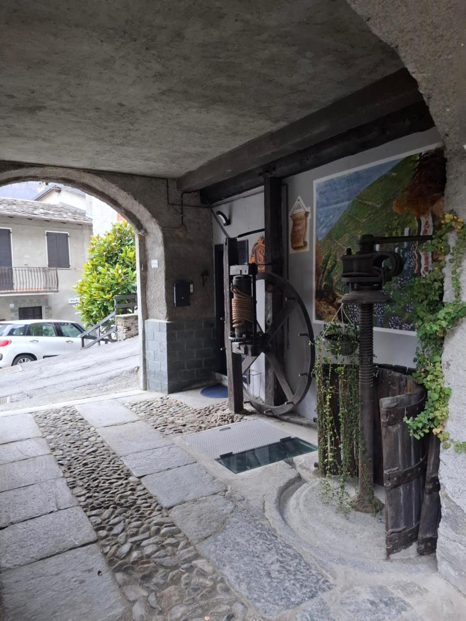 Casa Al Torchio Apartment Sondrio Exterior foto